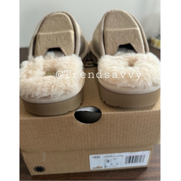 UGG Kids Keegan Metallic Slipper Gold Shimmer Faux Fur Lined Slip-On Shoes NWT - Picture 11 of 14